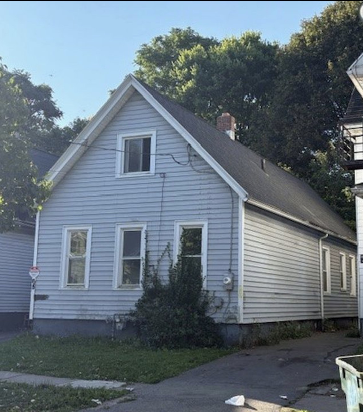 65 Kosciusko Street